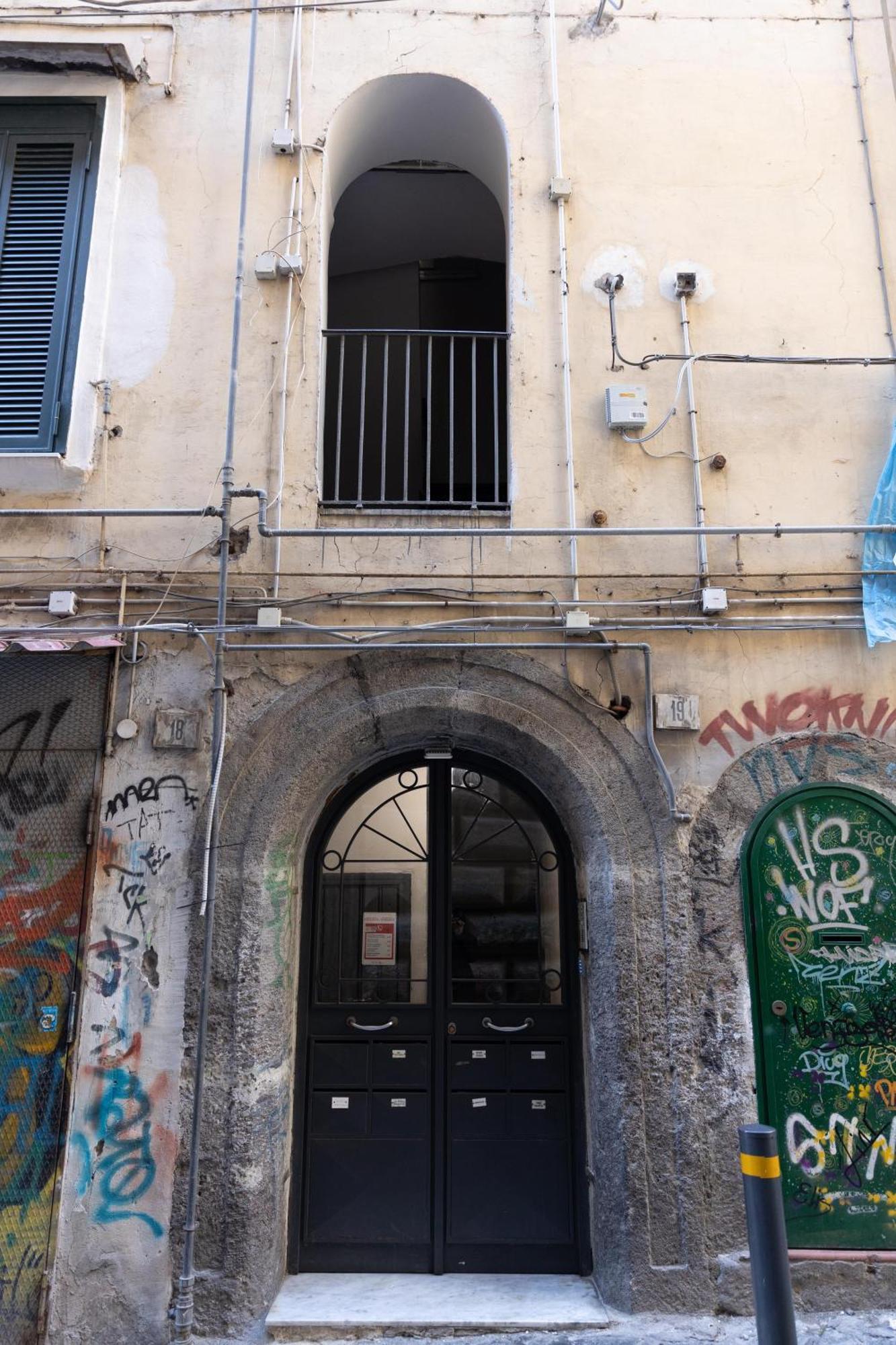 Famme Sta Cuiete Appartamento Napoli Centro ภายนอก รูปภาพ